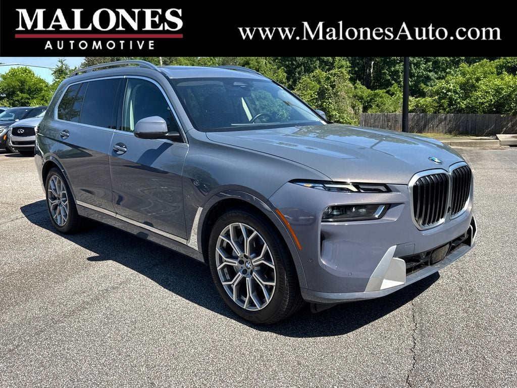 2023 BMW X7